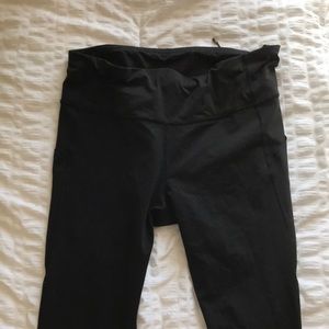 Black lulu leggings